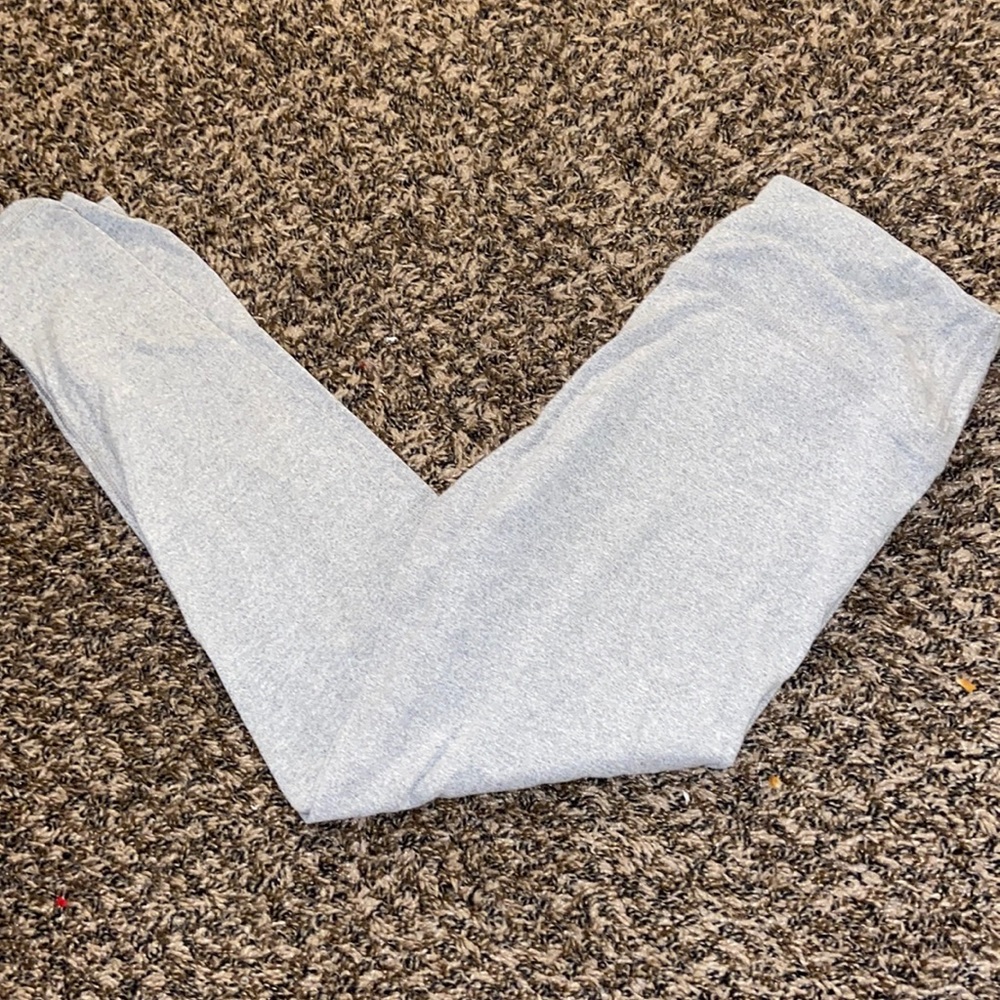 Brand new light gray legggings